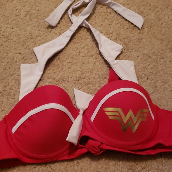 Swim top - Picture 1 of 2